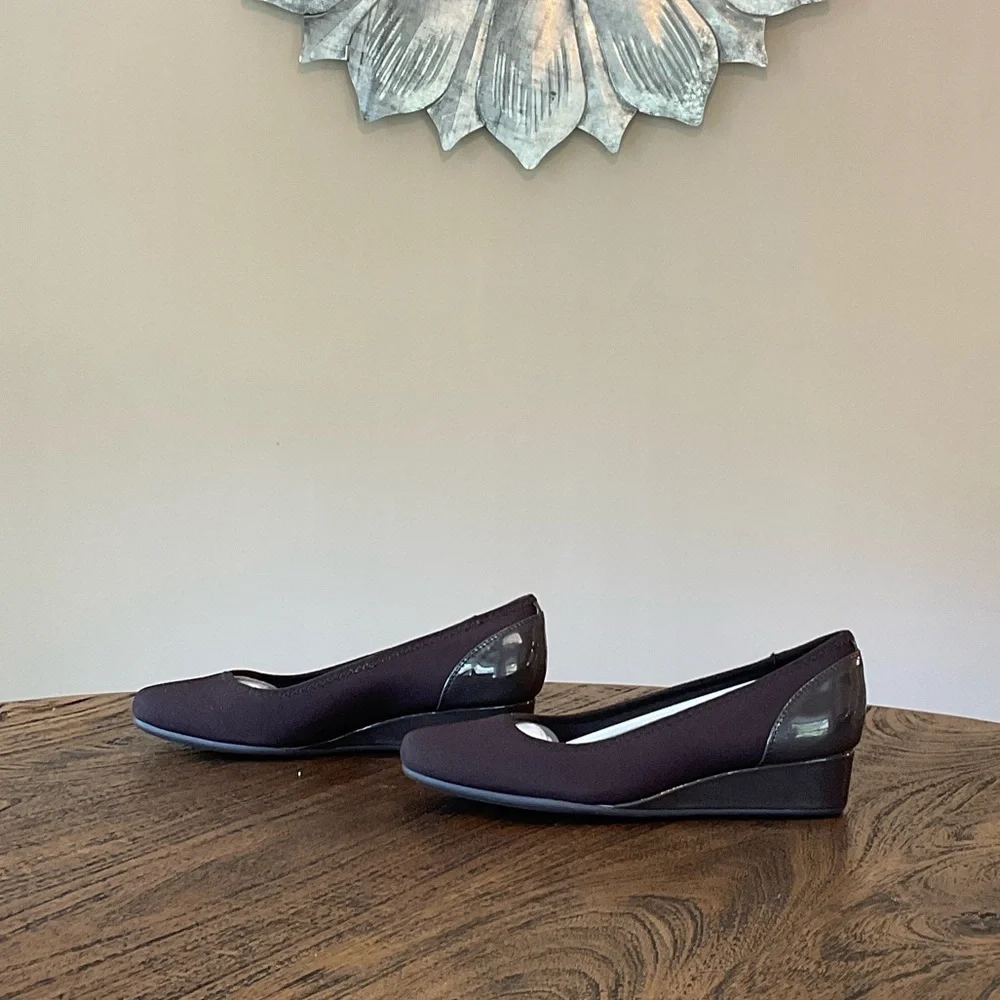 Easy Spirit Black Wedge Shoes